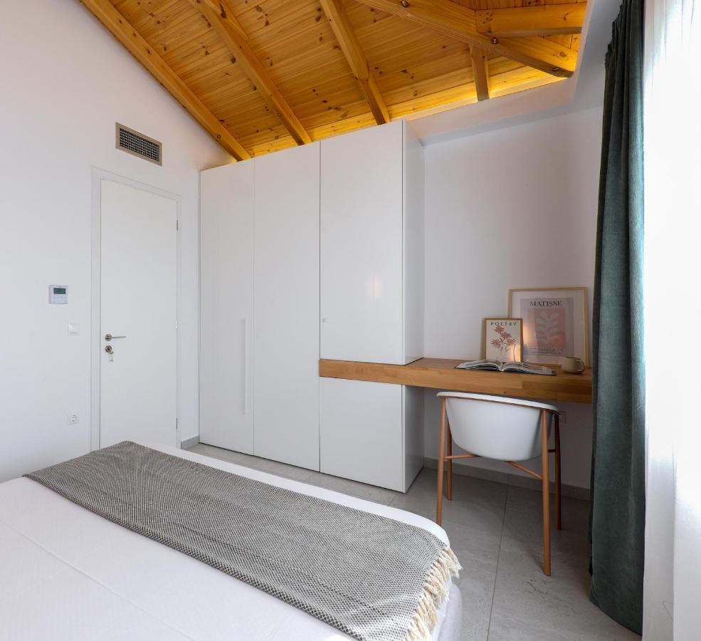 Lithos Retreat 2 Apartment กาลามาตา ภายนอก รูปภาพ